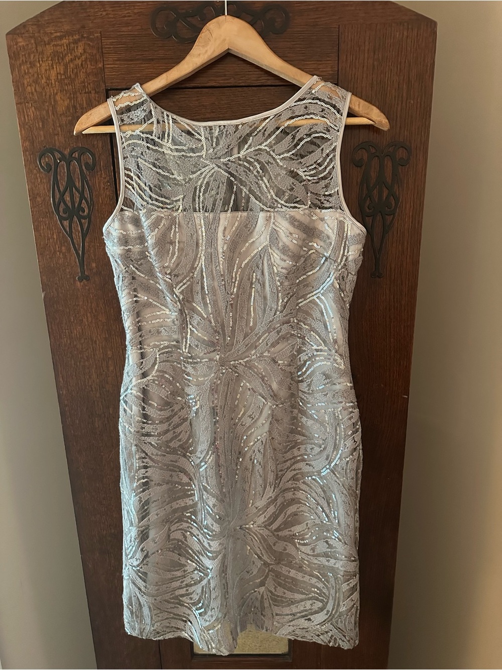 Tahari ASL Silver Embellished Sheath Dress Size 4 Cocktail Holiday Party Wedding